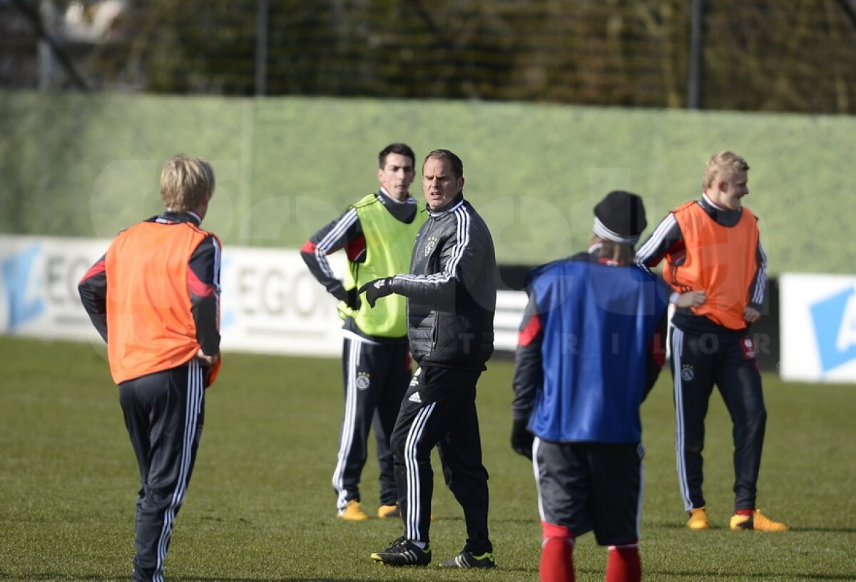 FOTO Pe ultima sută de metri » Ajax a efectuat antrenamentul oficial înaintea meciului cu Steaua