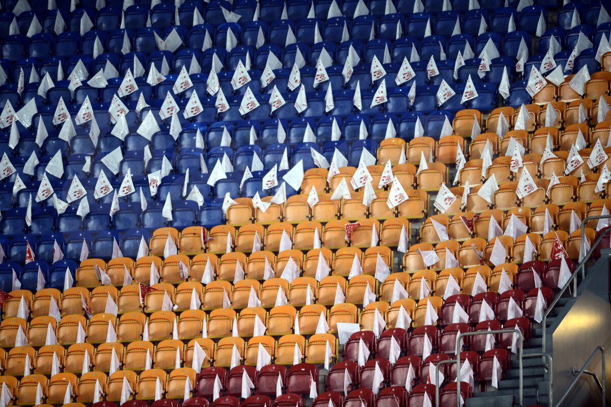 FOTO Szukala, cu mască la antrenamentul oficial » Coregrafie specială pregătită de olandezi