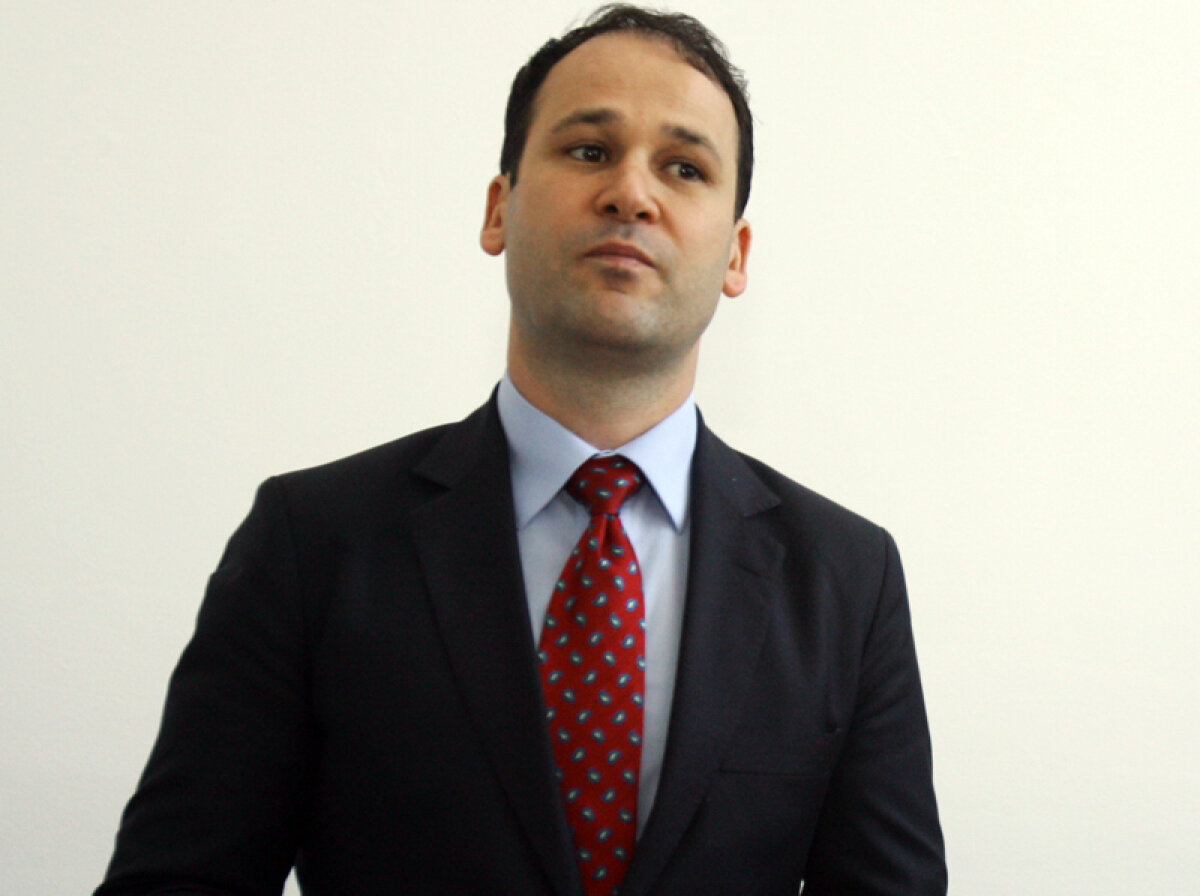 Deşi iniţial a negat, primarul Robert Negoiţă a admis ieri că vrea Clubul Olimpia: "Este doar o propunere!"