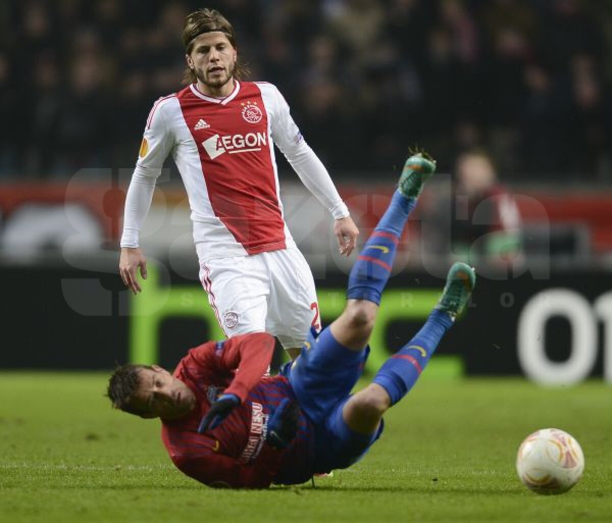 VIDEO + FOTO Start ratat » Steaua a pierdut în Olanda, 0-2, şi are şanse mici la calificarea în optimi