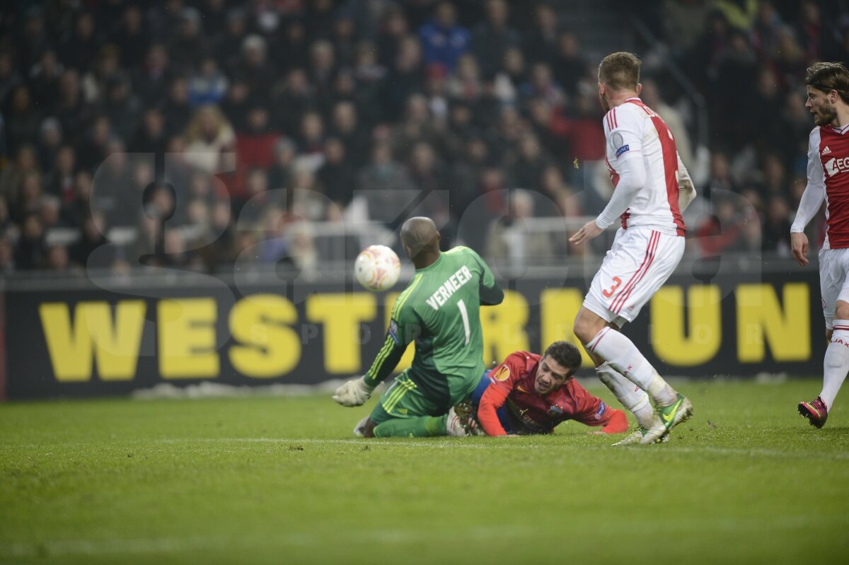 VIDEO + FOTO Start ratat » Steaua a pierdut în Olanda, 0-2, şi are şanse mici la calificarea în optimi