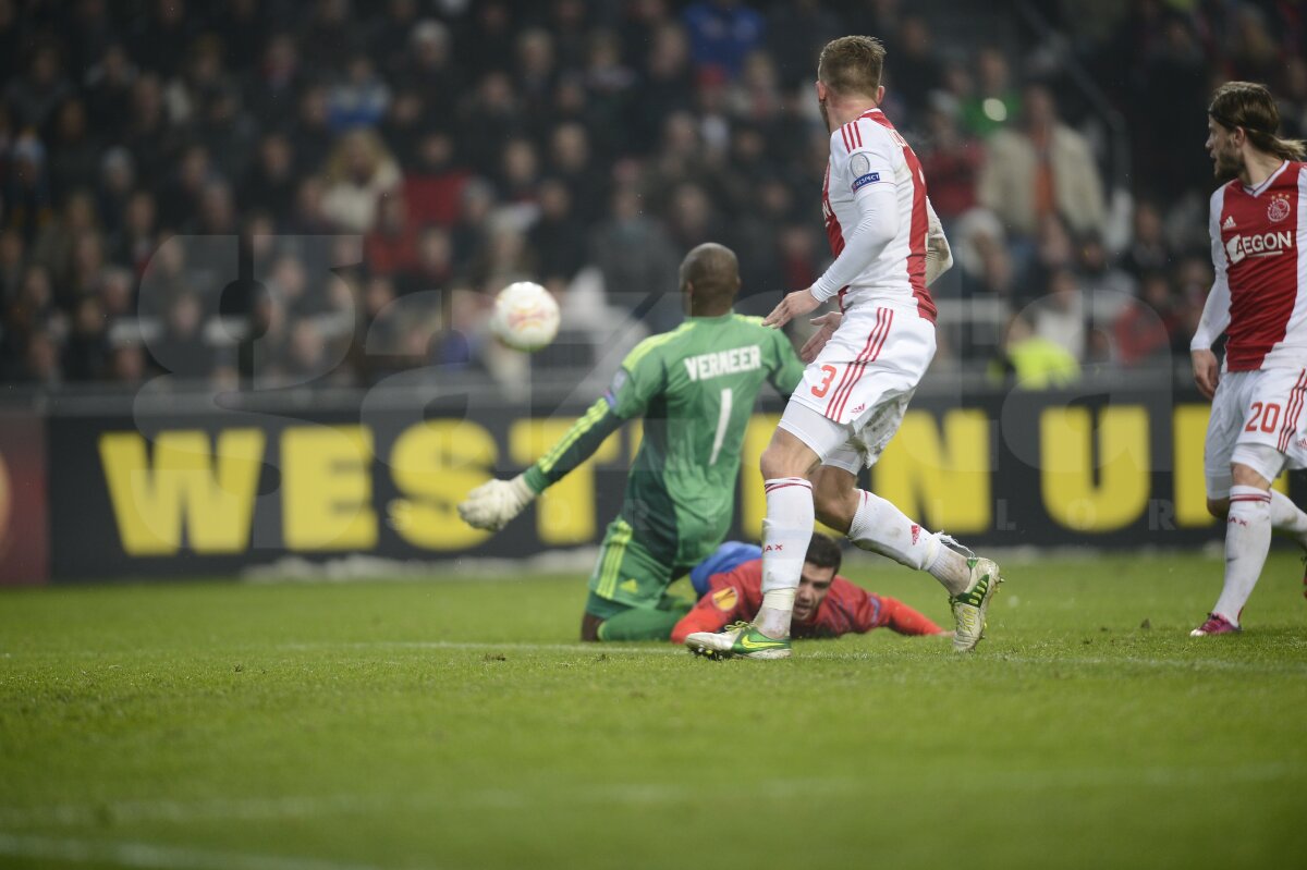 VIDEO + FOTO Start ratat » Steaua a pierdut în Olanda, 0-2, şi are şanse mici la calificarea în optimi