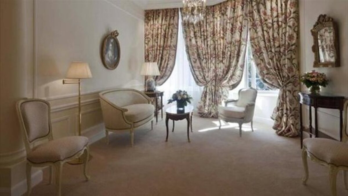 FOTO PSG plăteşte scump şederea lui Beckham la Paris