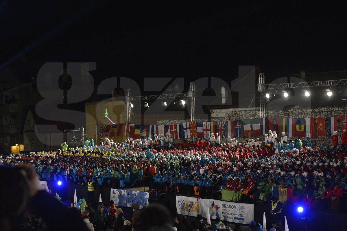 GALERIE FOTO Ambiţie, pasiune, durere » Prima zi FOTE în 10 imagini! Vino pe pîrtii!