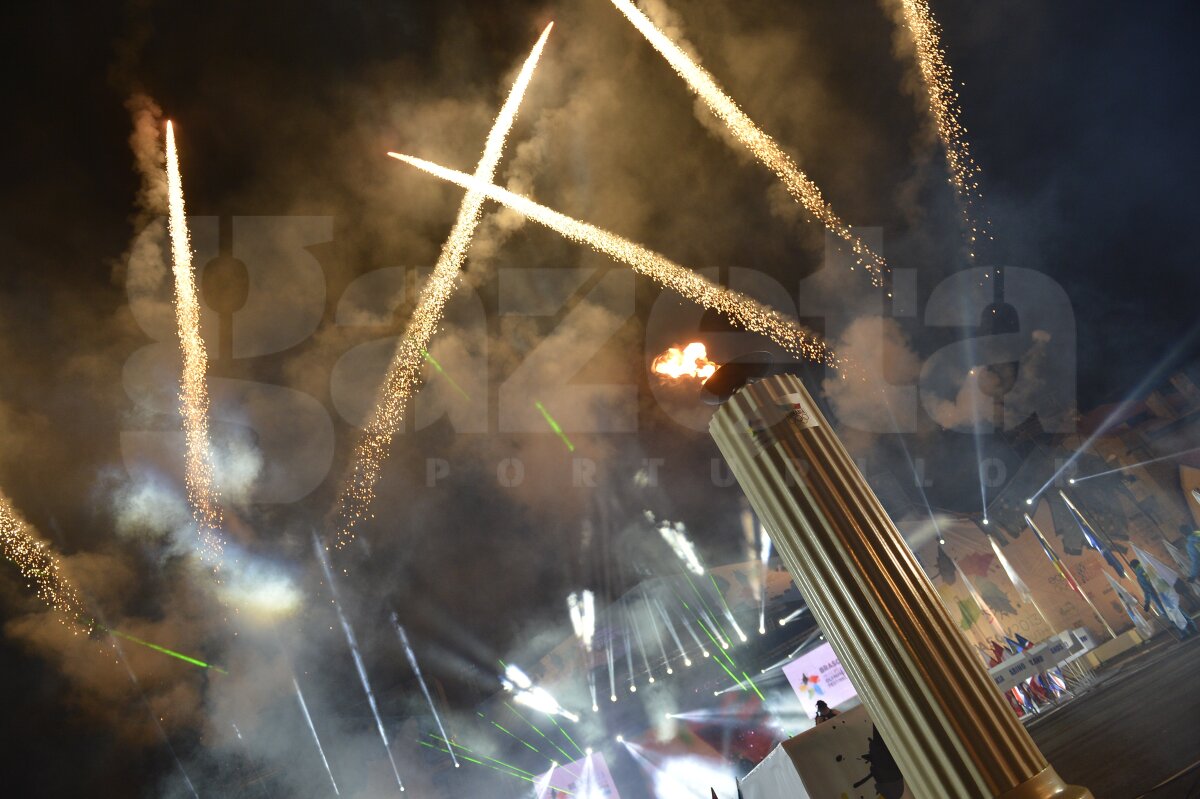 GALERIE FOTO Ambiţie, pasiune, durere » Prima zi FOTE în 10 imagini! Vino pe pîrtii!