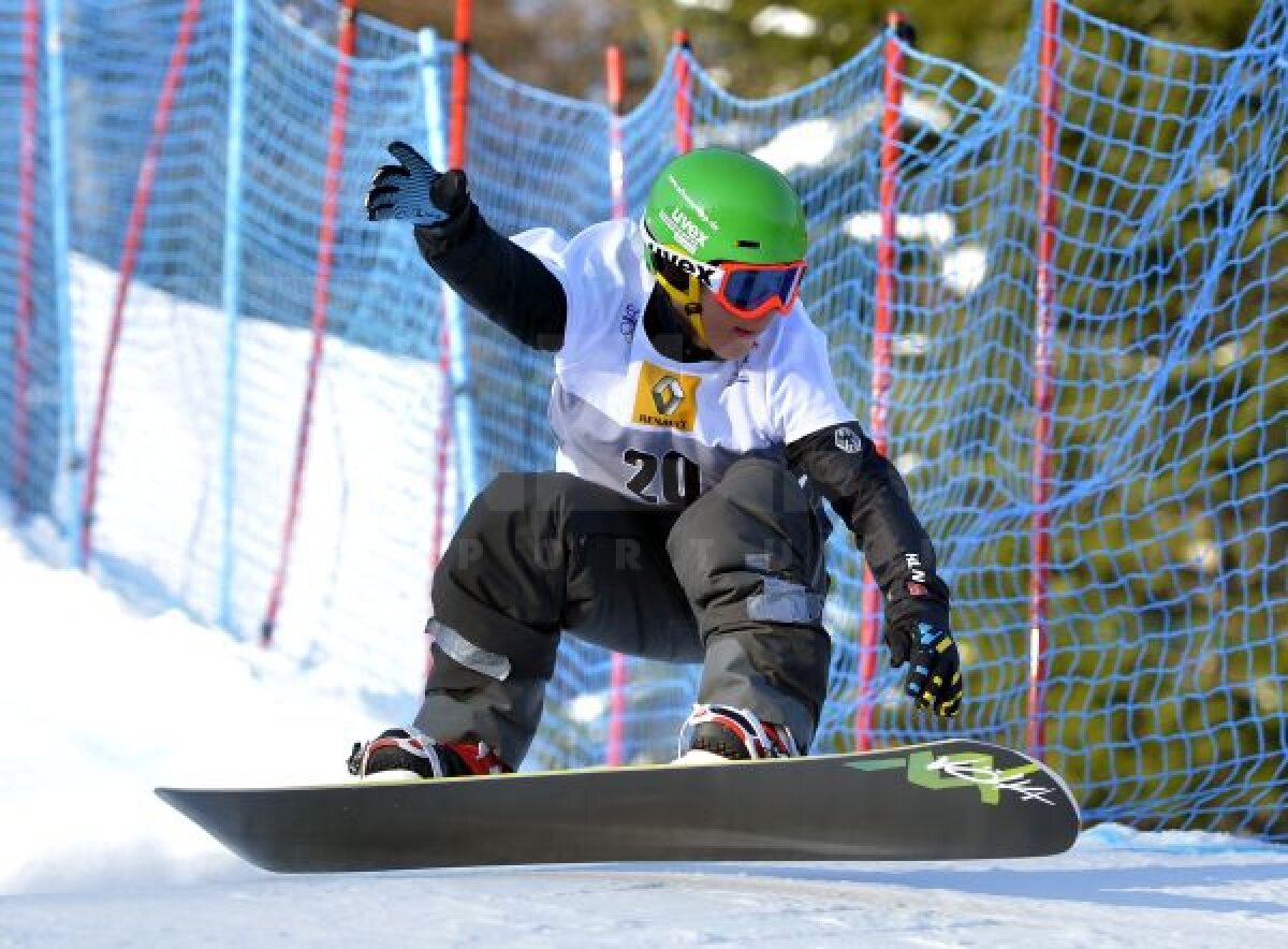 FOTO Bune şi rele la snowboard » Trei români în runda finală, Cherecheş s-a accidentat înainte de concurs