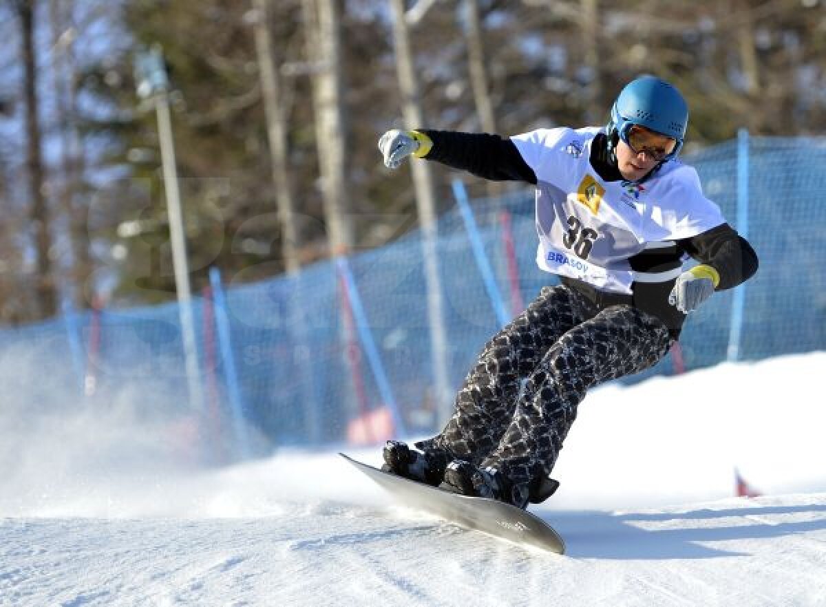 FOTO Bune şi rele la snowboard » Trei români în runda finală, Cherecheş s-a accidentat înainte de concurs