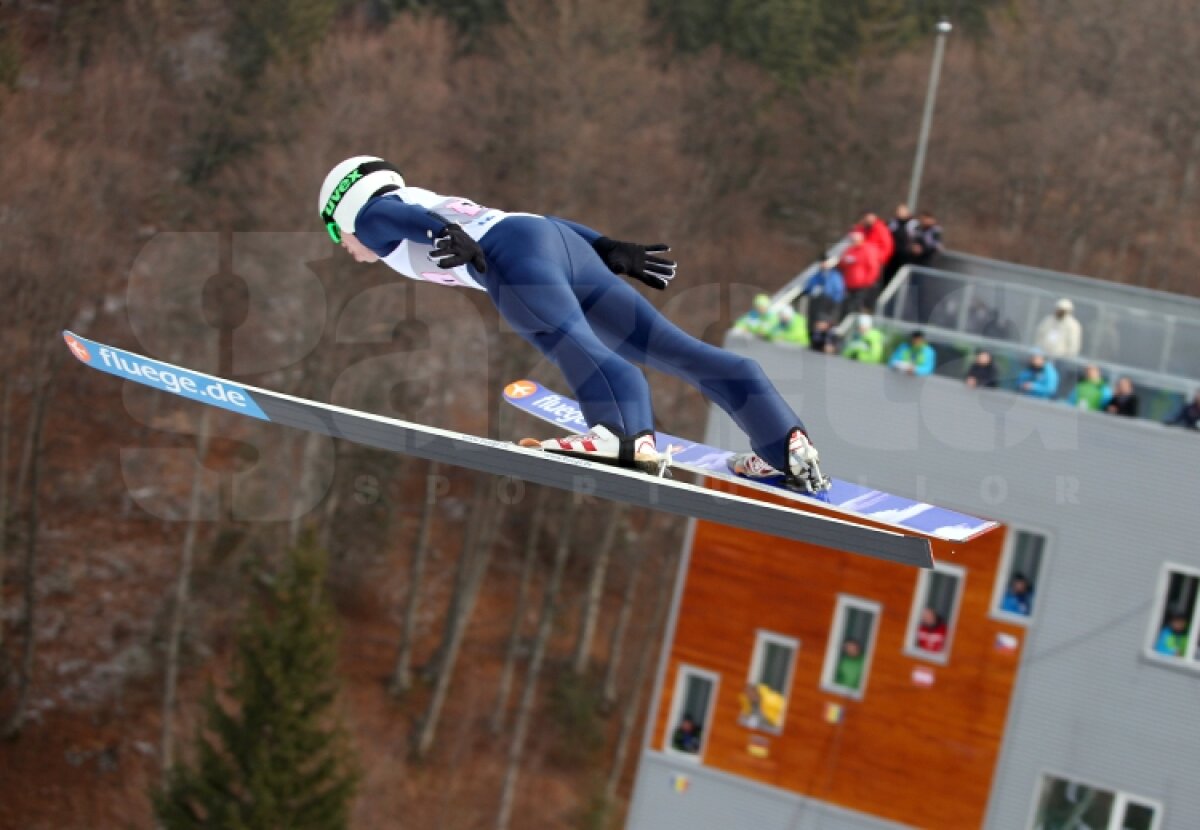 Galerie foto » Fetele au dezamăgit la slalom feminin, băieţii au terminat pe 5 la sărituri