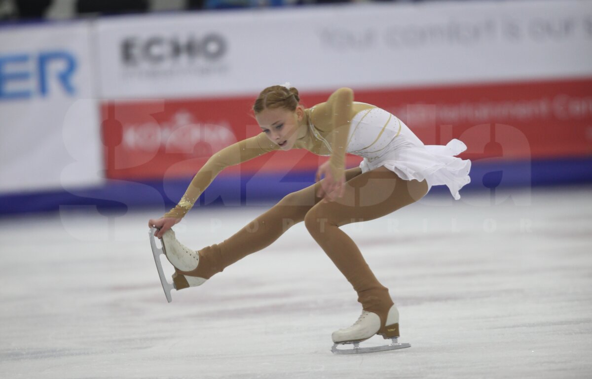 Galerie foto » Fetele au dezamăgit la slalom feminin, băieţii au terminat pe 5 la sărituri