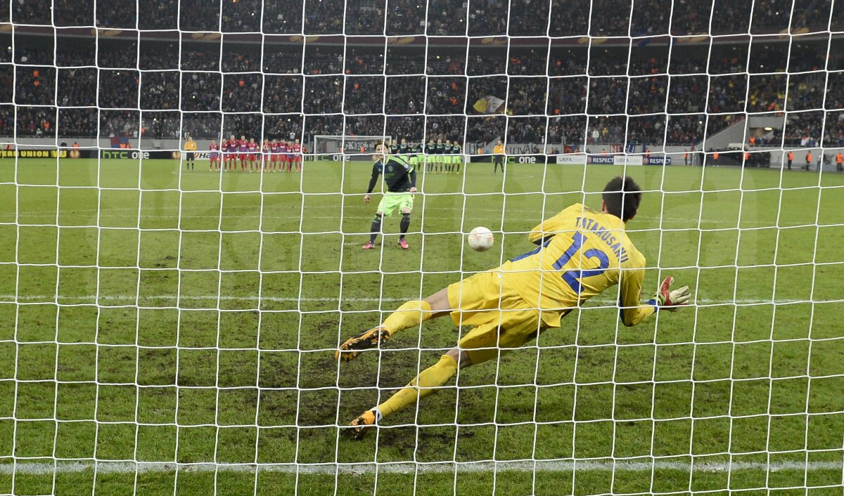 FOTO Loviturile perfecte în imagini » Cum au reacţionat steliştii după penalty-ul decisiv al lui Latovlevici