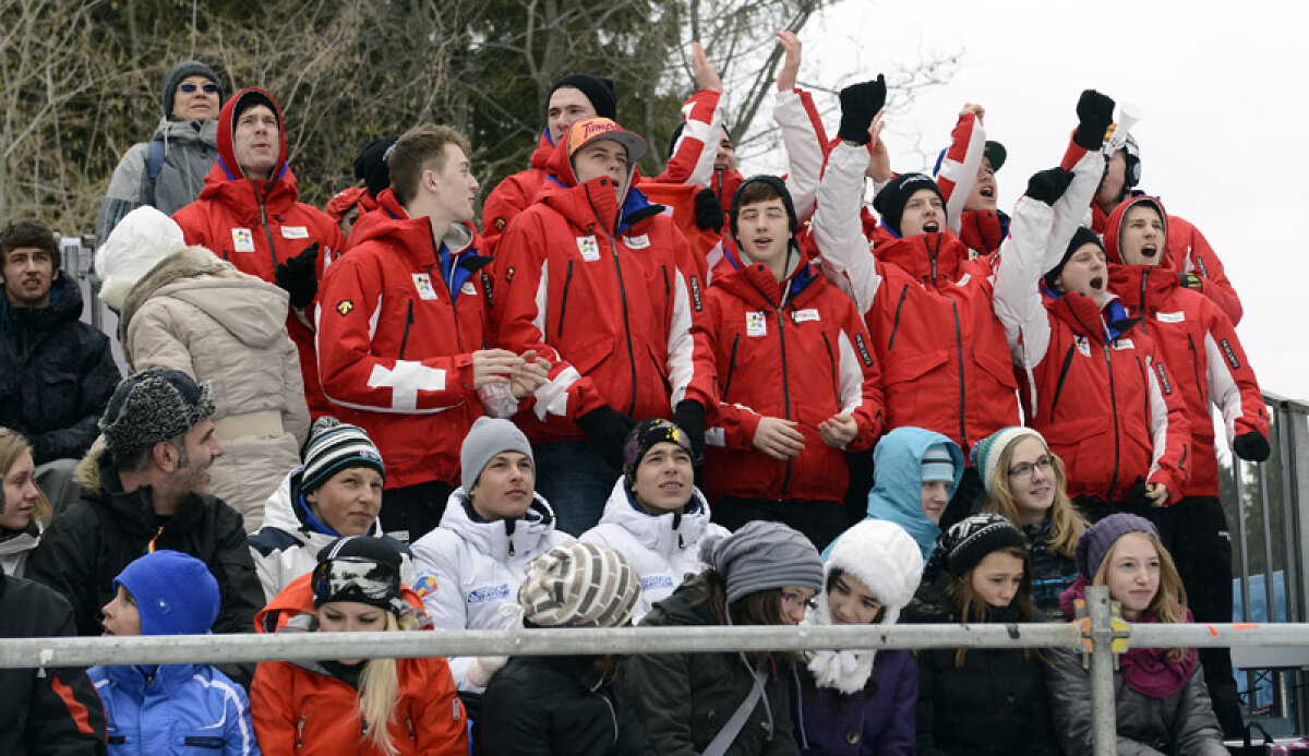 FOTO La revedere, tabără dragă! » Sportivii şi antrenorii şi-au luat rămas bun cu regret de la FOTE 2013
