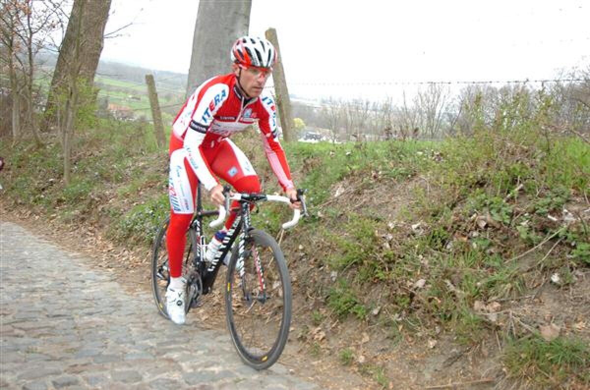 Italianul Luca Paolini a cîştigat Omloop Het Nieuwsblad, prima cursă clasică a sezonului!
