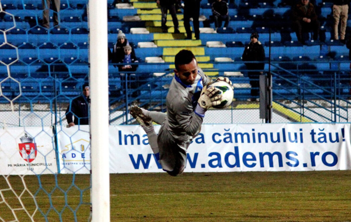 FOTO Unul, dar cel mai bun » Singurul stranier din lotul Rapidului a fost omul decisiv al meciului cu CSMS Iaşi, 1-0