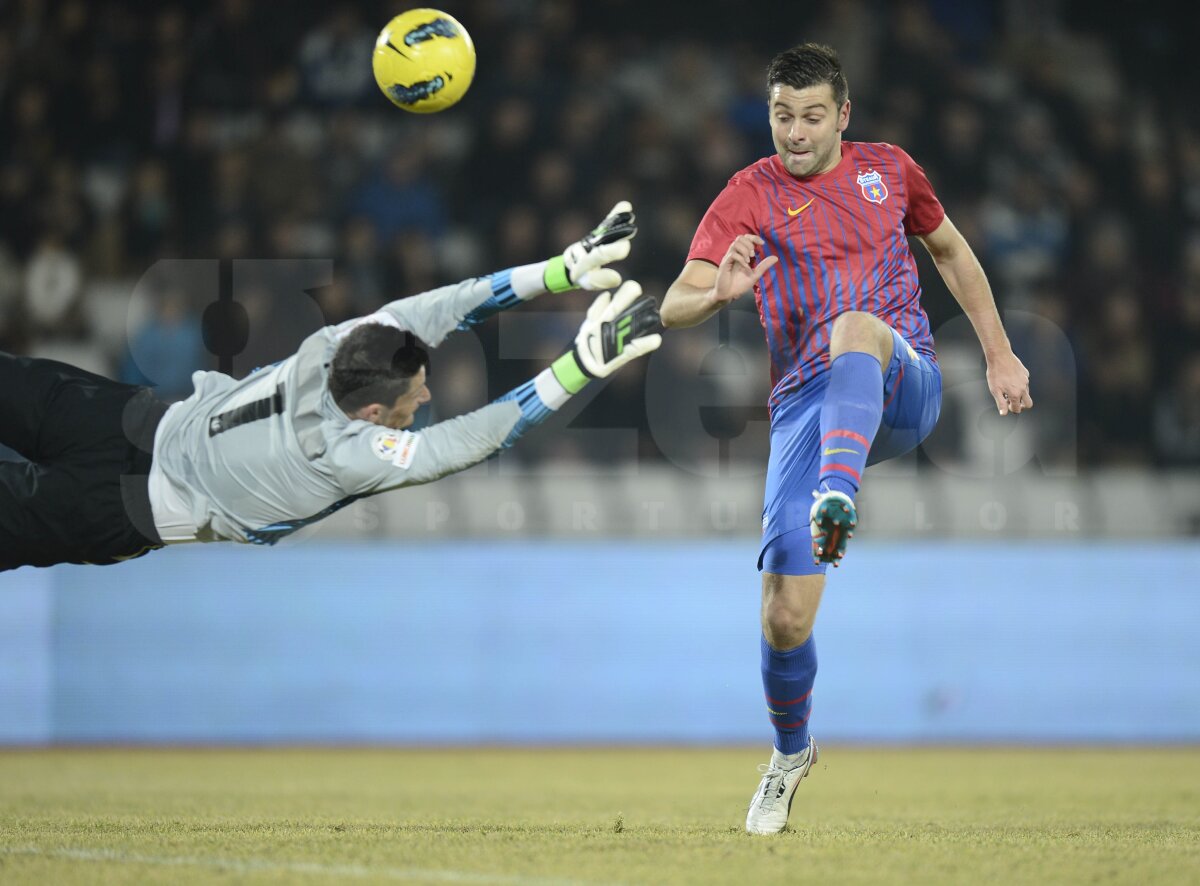 FOTO şi VIDEO U Cluj - Steaua 0-1 » Fără să forţeze, roş-albaştrii au luat toate cele 3 puncte