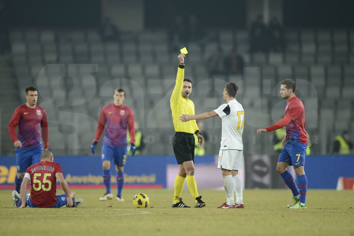 FOTO şi VIDEO U Cluj - Steaua 0-1 » Fără să forţeze, roş-albaştrii au luat toate cele 3 puncte