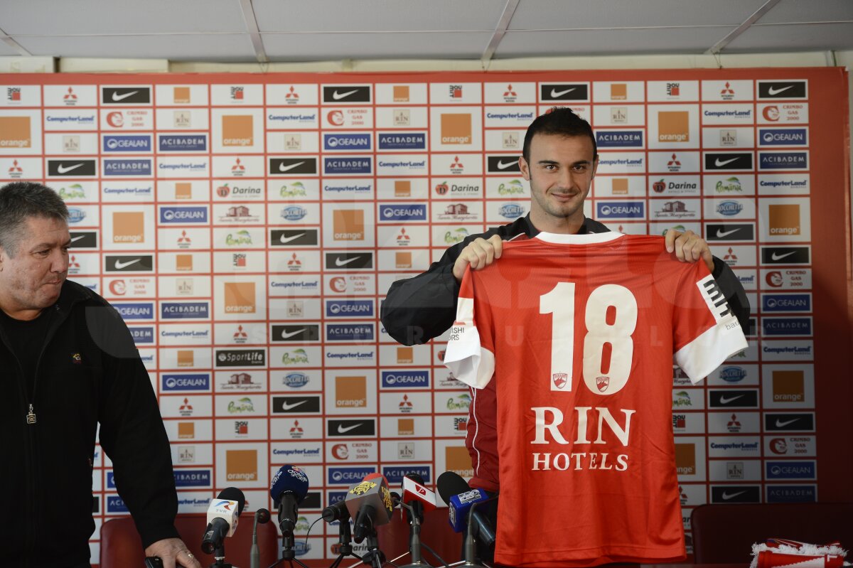 GALERIE FOTO Tudose a fost prezentat oficial! "Toate transferurile de la Steaua la Dinamo au fost de succes"