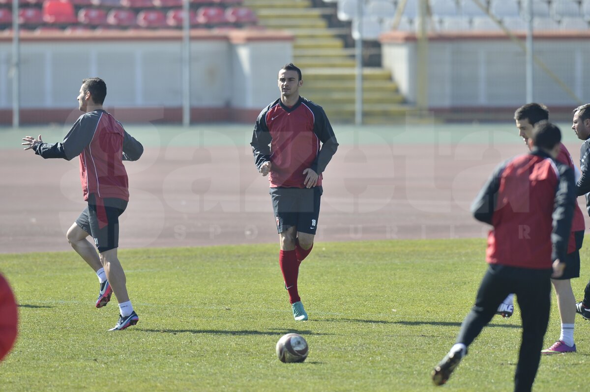 GALERIE FOTO Tudose a fost prezentat oficial! "Toate transferurile de la Steaua la Dinamo au fost de succes"