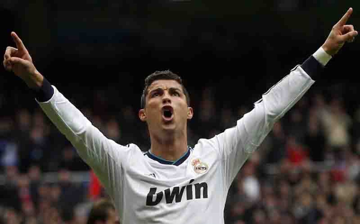 CR7, fotbal şi viaţă » Biografia unui campion: "Ador să fiu Cristiano Ronaldo"