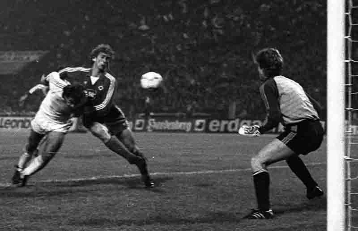 Premieră istorică! » Roş-albaştrii întîlnesc pentru prima dată o deţinătoare en titre a Ligii Campionilor