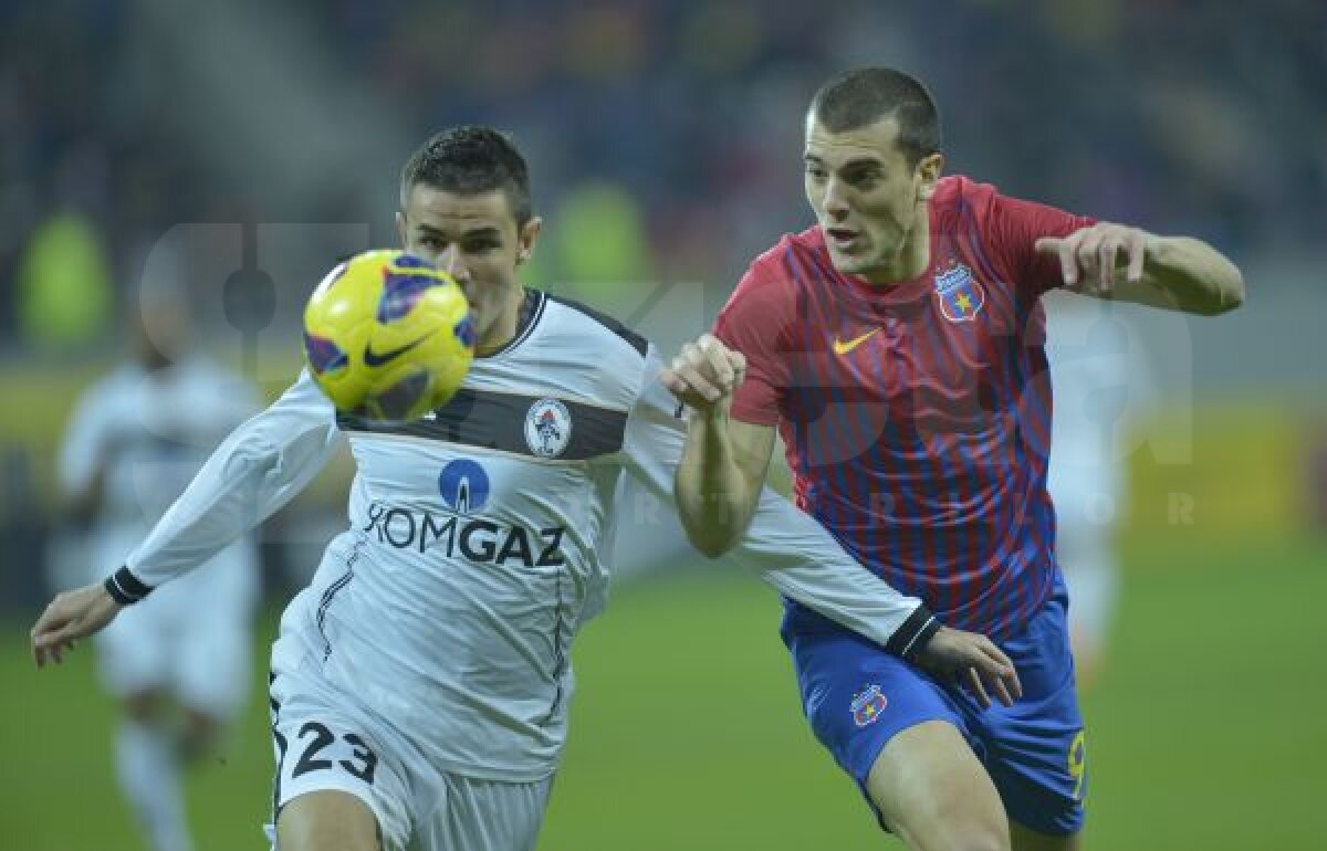 VIDEO+FOTO Reghe a rupt complexul Mediaş » Steaua a învins Gazul cu 3-0 şi e gata de Chelsea