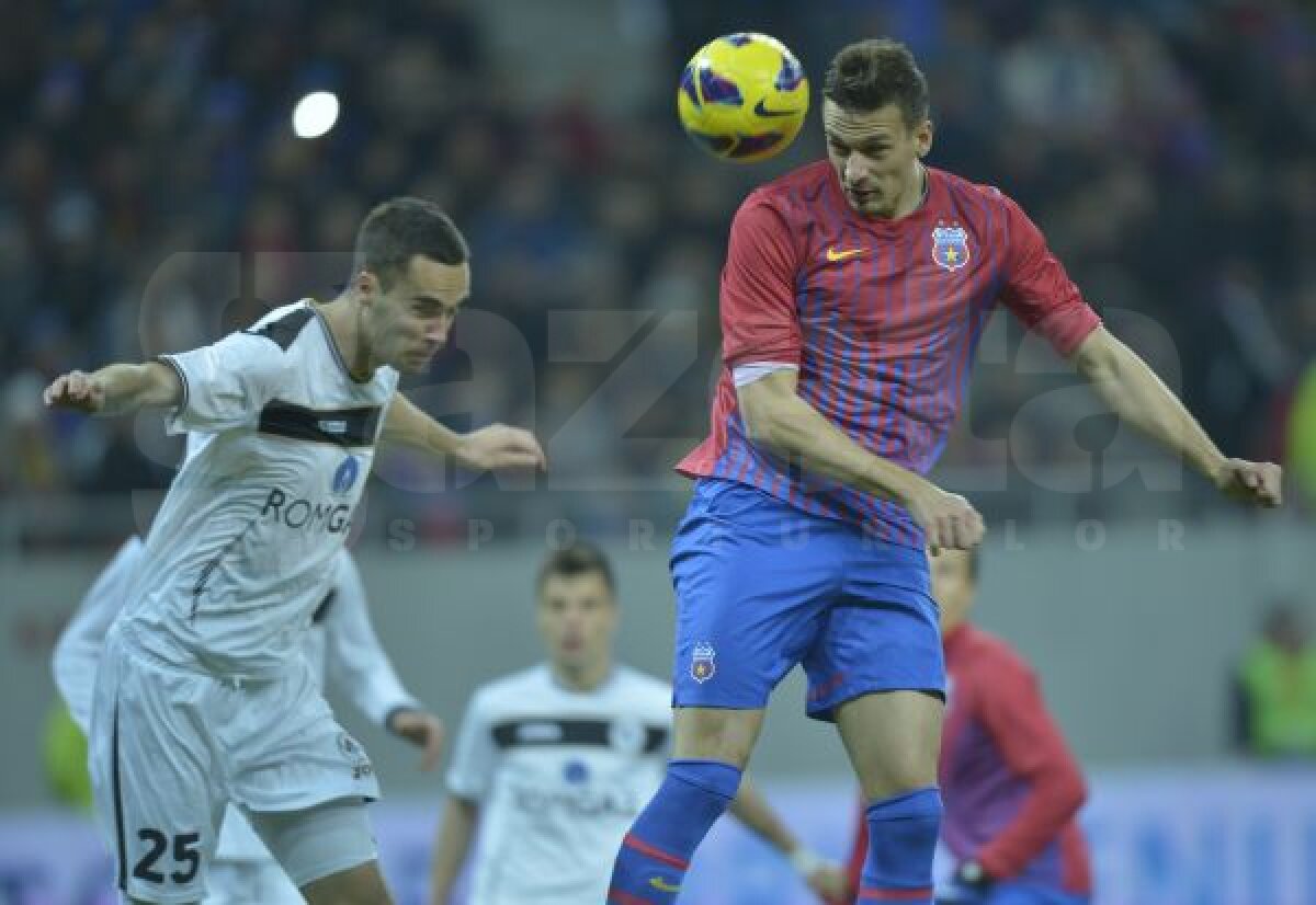 VIDEO+FOTO Reghe a rupt complexul Mediaş » Steaua a învins Gazul cu 3-0 şi e gata de Chelsea