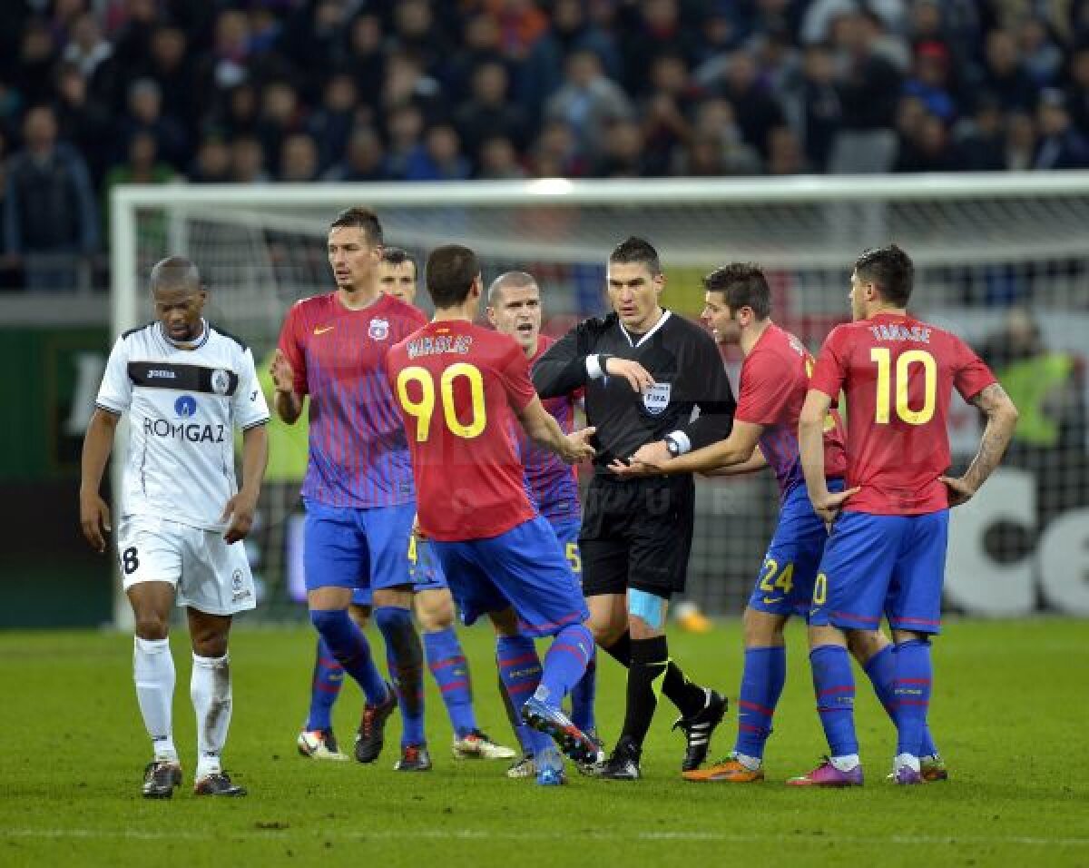 VIDEO+FOTO Reghe a rupt complexul Mediaş » Steaua a învins Gazul cu 3-0 şi e gata de Chelsea