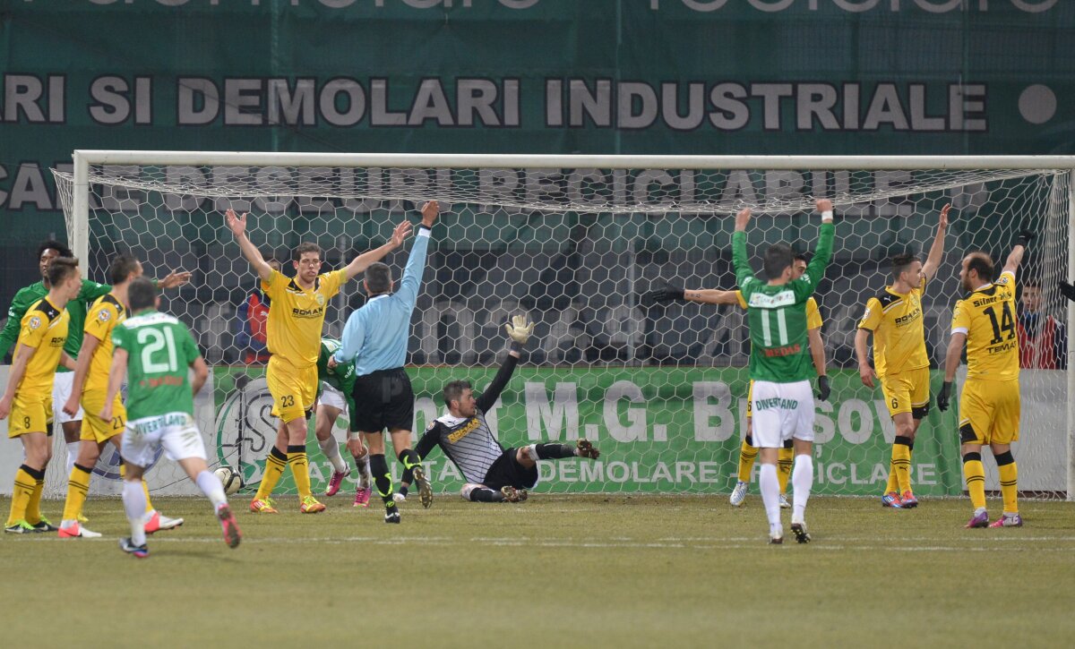 FOTO şi VIDEO FC Braşov - Concordia Chiajna 3-2 » "Stegarii" depăşesc Rapidul în clasament