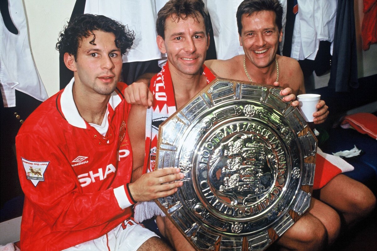 FOTO Date inedite despre Ryan Giggs » Veteranul "diavolilor" e mai tare ca Manchester City