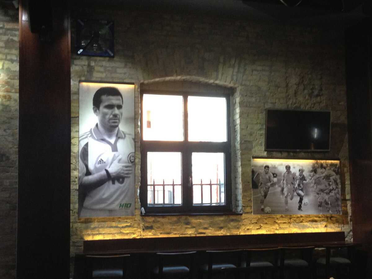 GALERIE FOTO Hagi şi-a deschis pub în Constanţa!