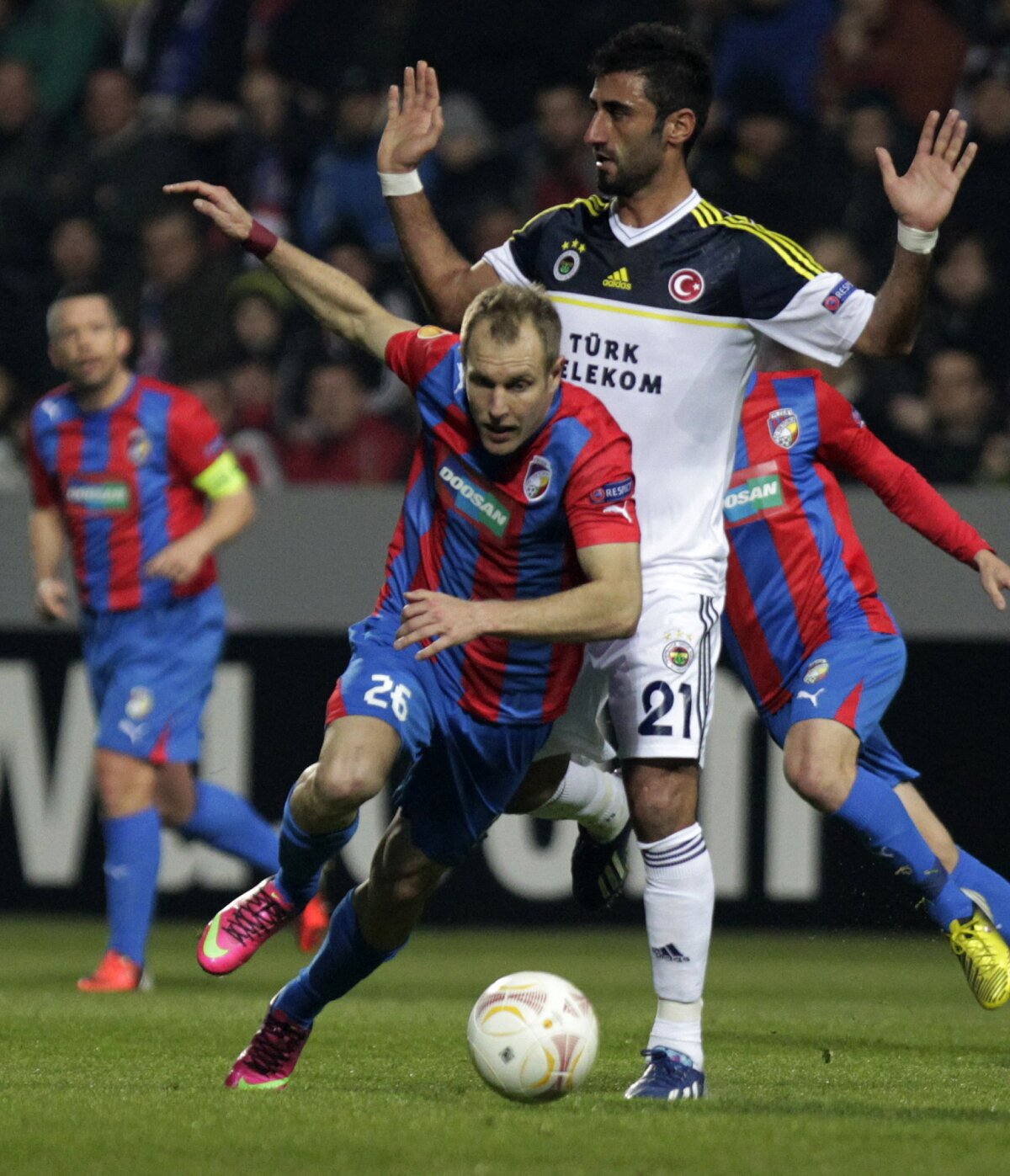 VIDEO şi FOTO ”Optimi” Europa League » Aici ai toate rezultatele: Tottenham - Inter 3-0, Basel - Zenit 2-0