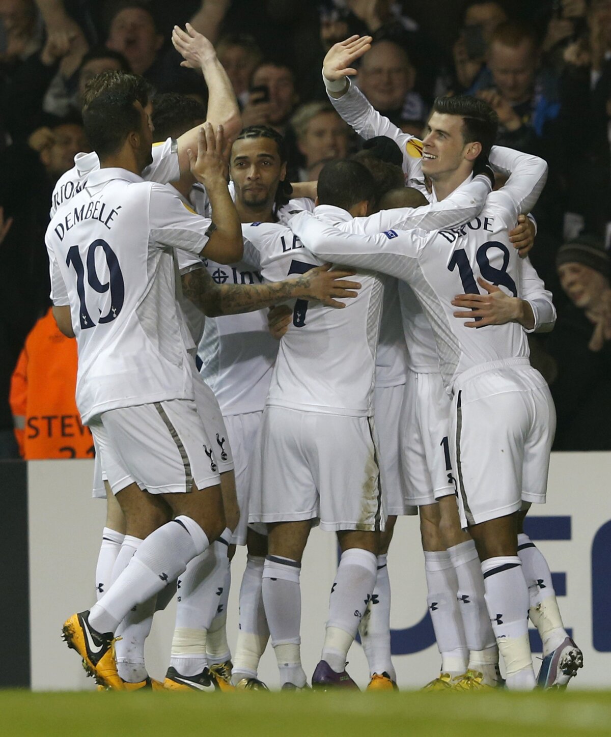 VIDEO şi FOTO ”Optimi” Europa League » Aici ai toate rezultatele: Tottenham - Inter 3-0, Basel - Zenit 2-0