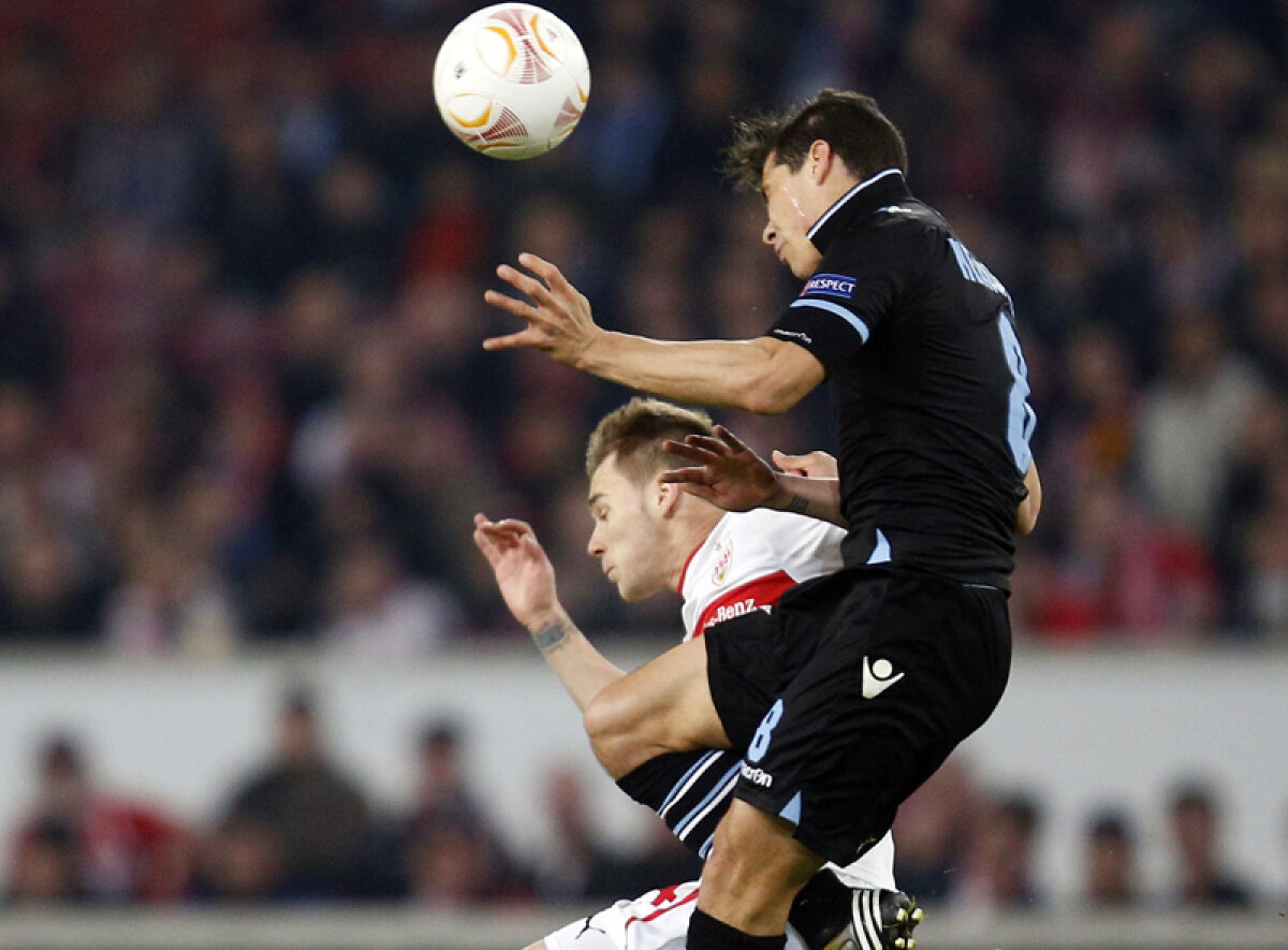 VIDEO Ghinion Maxim » Tricolorul s-a accidentat la primul meci ca titular la Stuttgart şi va rata dubla cu Ungaria şi Olanda