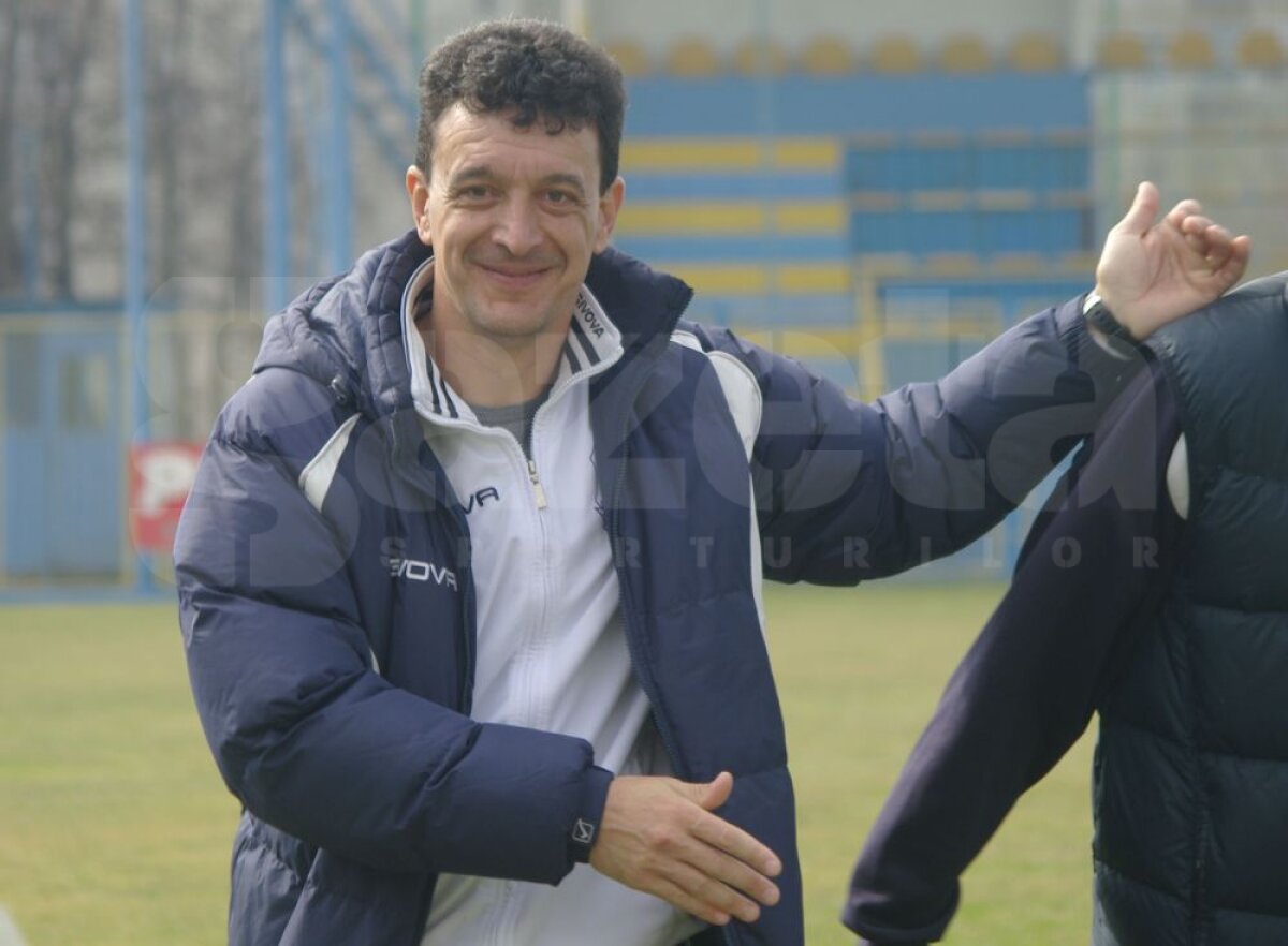 GALERIE FOTO Sportul - Farul, cronica în imagini a unui meci nejucat » Instantanee incredibile cu nebunia creată la stadion