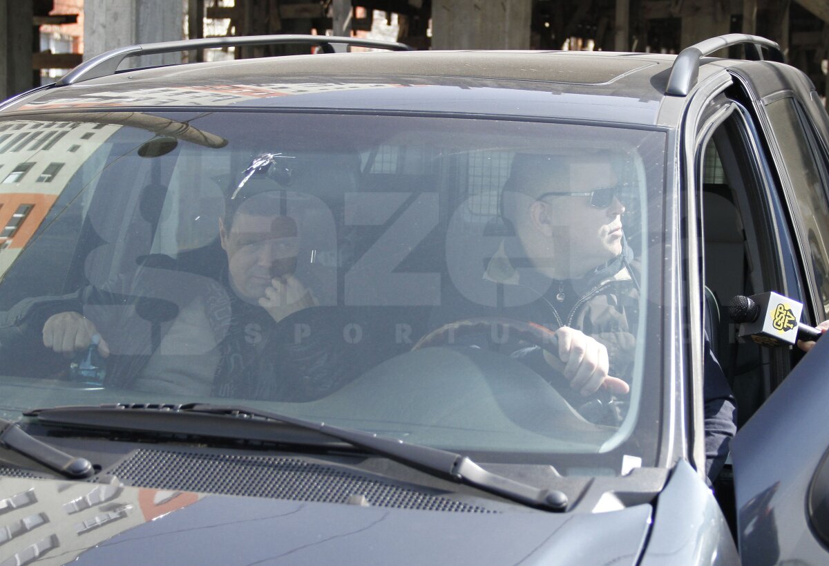 GALERIE FOTO Sportul - Farul, cronica în imagini a unui meci nejucat » Instantanee incredibile cu nebunia creată la stadion