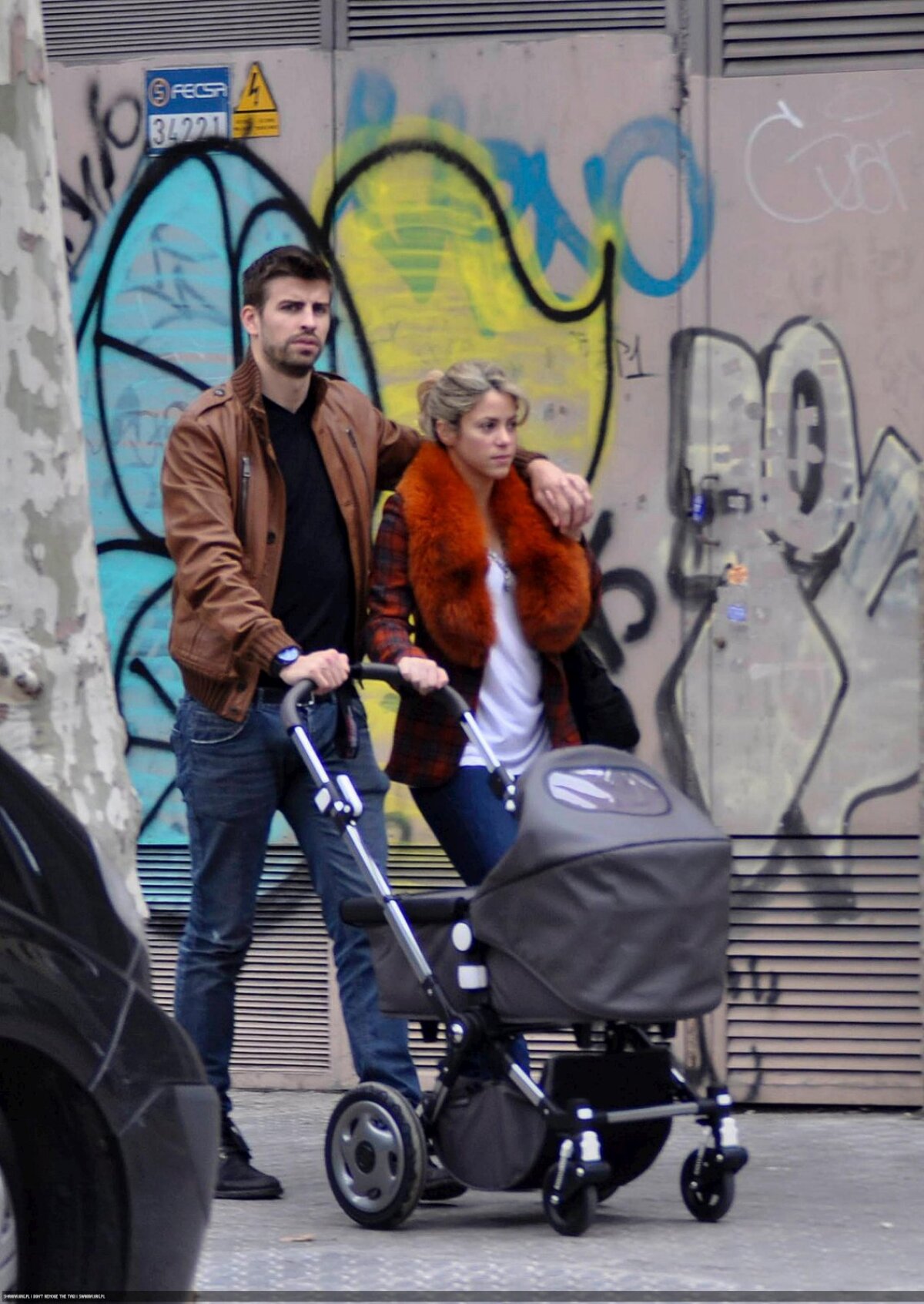 GALERIE FOTO Rolul de părinţi îi prinde de minune pe Gerard Pique şi Shakira