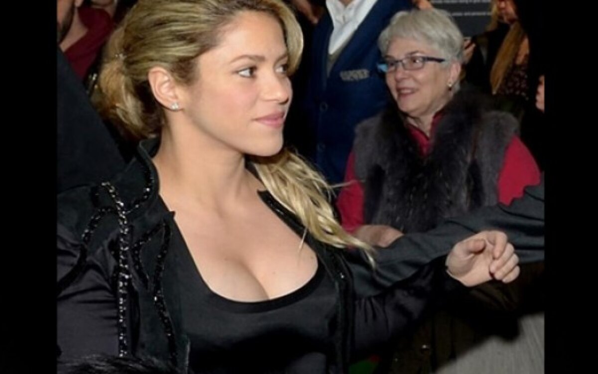 GALERIE FOTO Shakira arată demenţial la doar o lună după ce a născut!