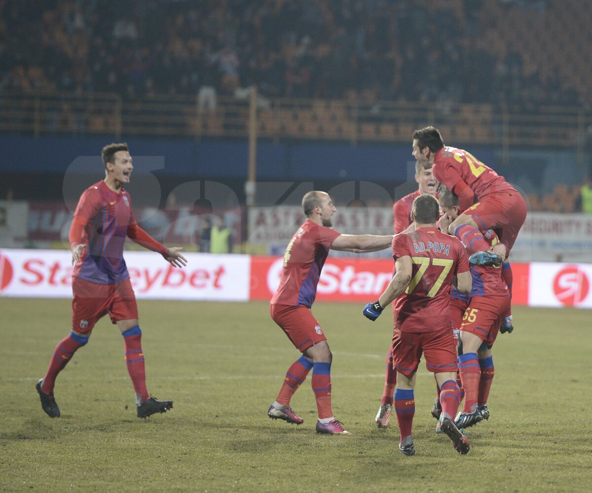 FOTO&VIDEO Trenuleţul roş-albastru pleacă triumfător spre Londra » Ceahlăul - Steaua 3-4