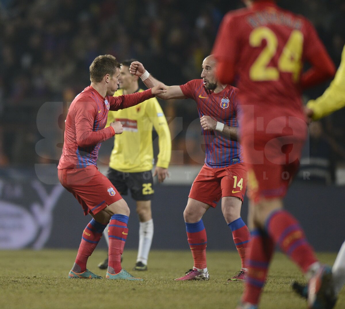 FOTO&VIDEO Trenuleţul roş-albastru pleacă triumfător spre Londra » Ceahlăul - Steaua 3-4