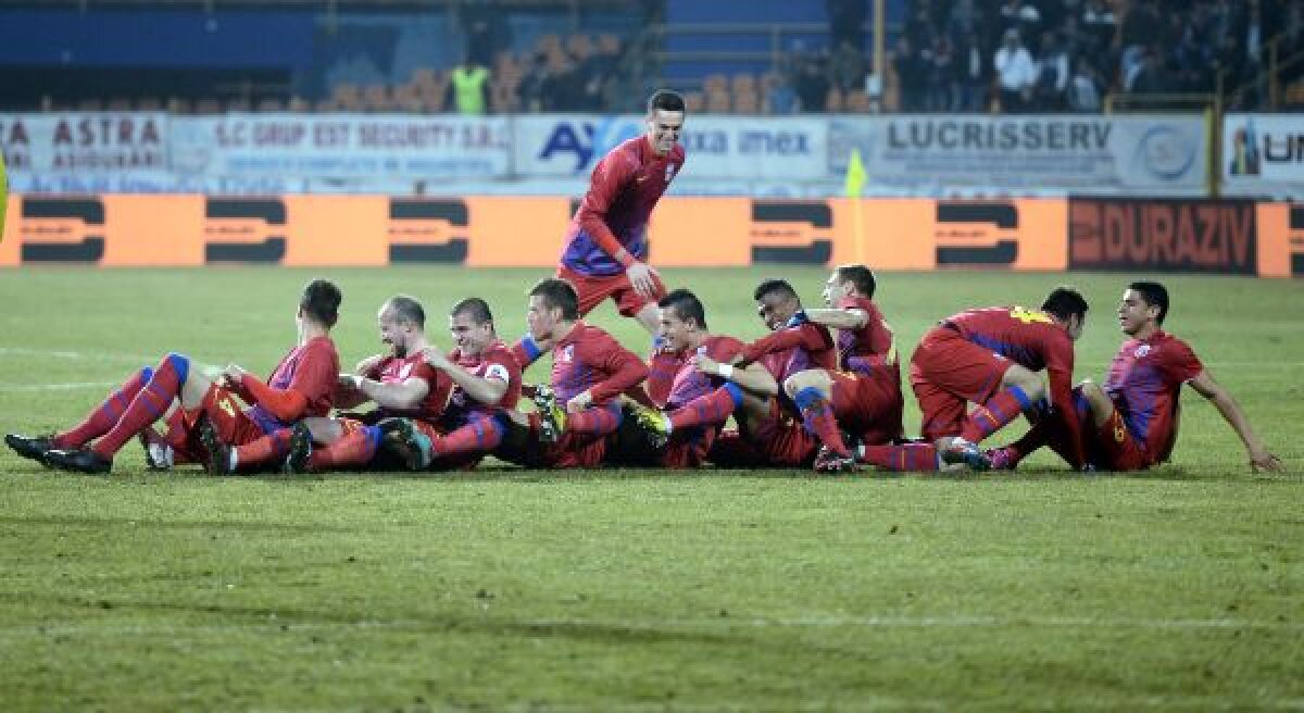 FOTO Smiley Steaua » Elevii lui Reghe au făcut show aseară după marcarea fiecărui gol