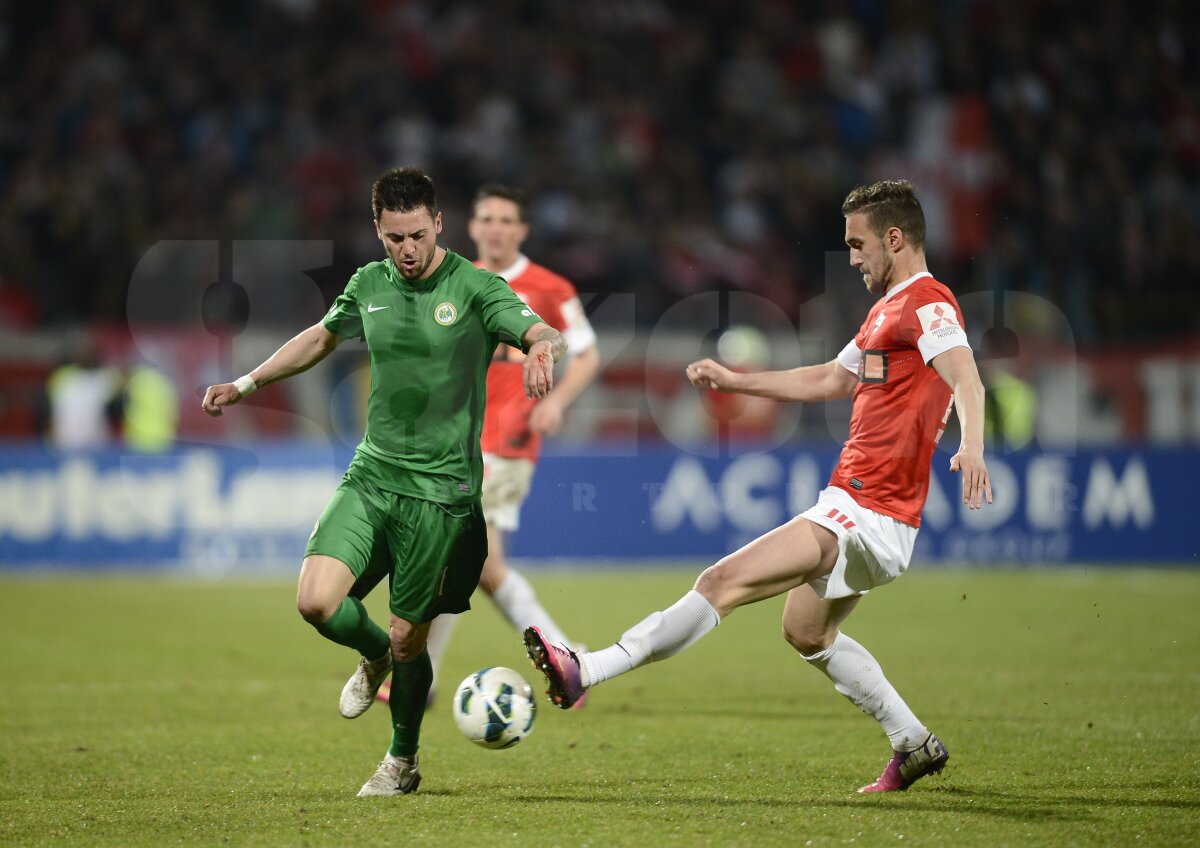 FOTO şi VIDEO Dinamo - Concordia 2-0 » "Cîinii" au bătut tot în 2013 şi au urcat pe 4