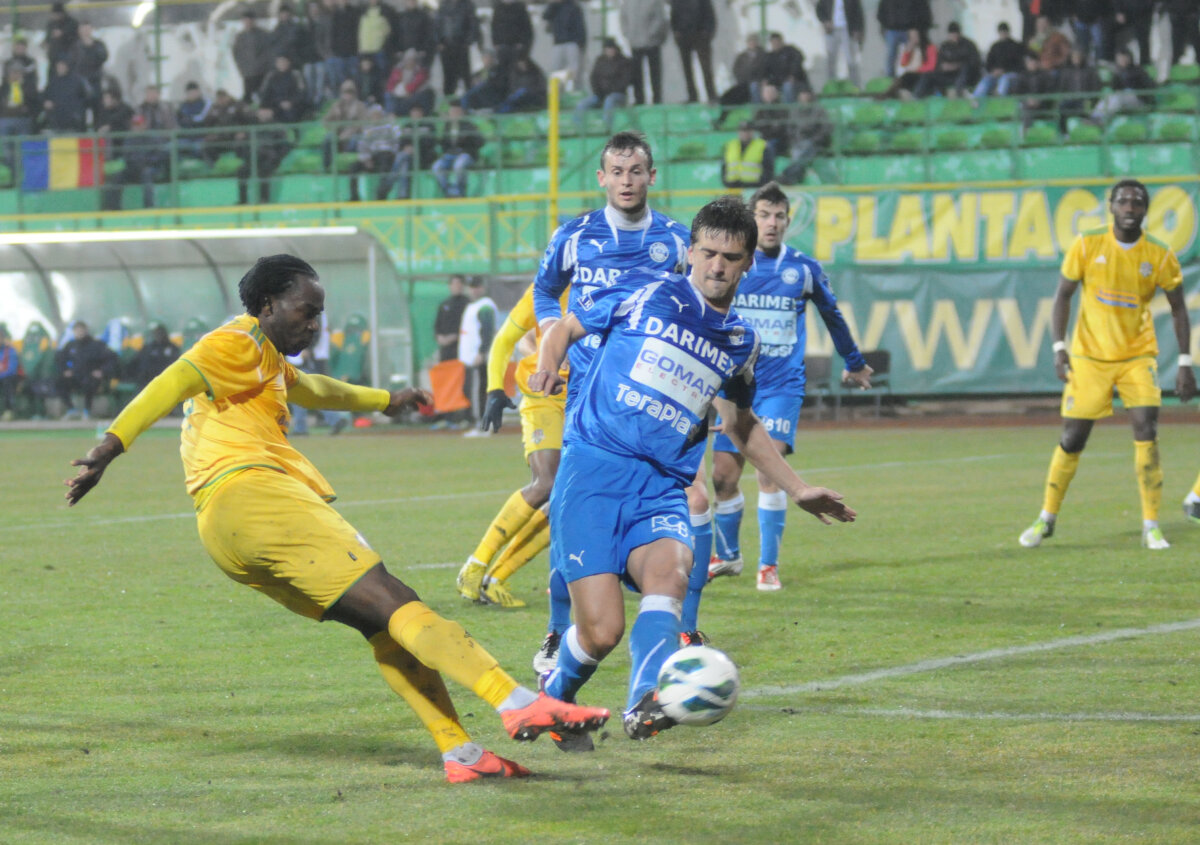 FOTO + VIDEO Vaslui - Gloria Bistriţa 1-1 » Egal chinuitor în Moldova