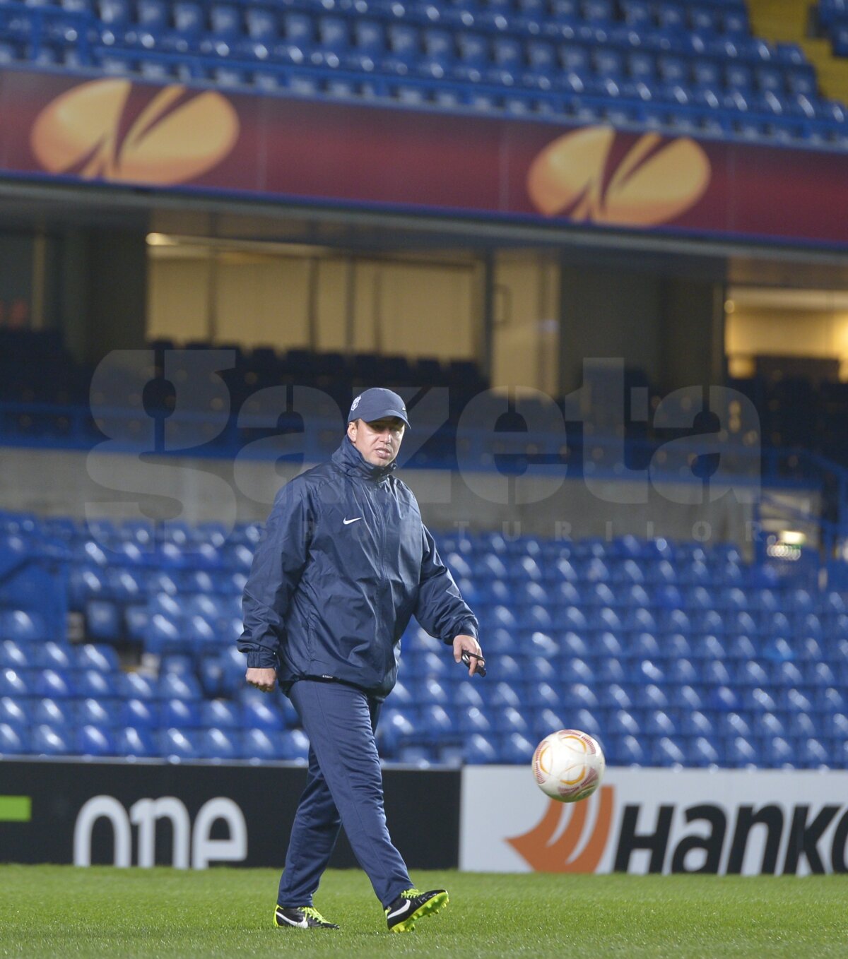 FOTO Alarmă la Steaua! Ar putea absenta un jucător de bază: "Este foarte greu să-l înlocuim". Imagini de la antrenamentul oficial
