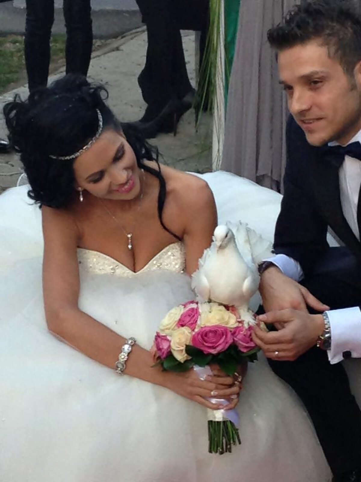 FOTO Fără reuşite fotbalistice, Tibi Bălan se revanşează în viaţa personală » Mijocaşul s-a însurat cu Andreea Bododel