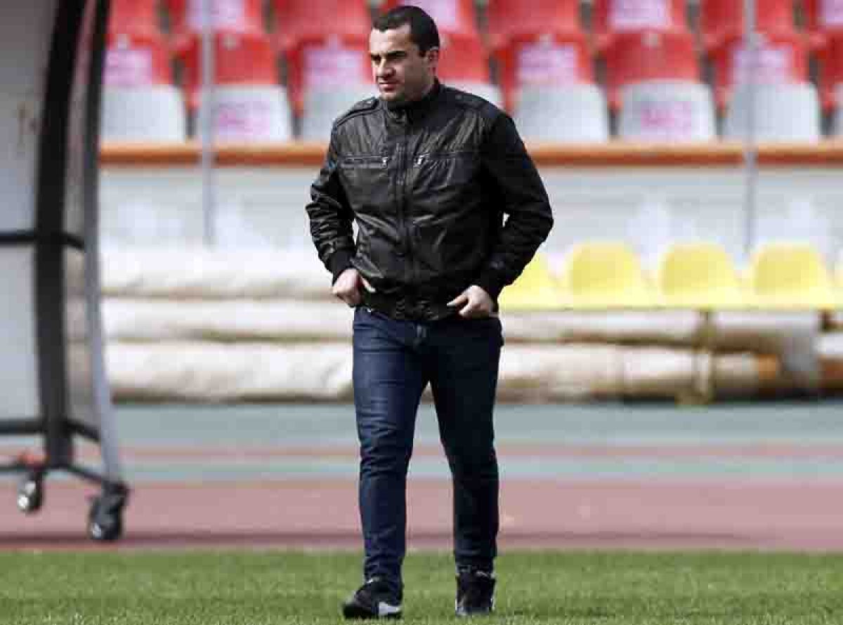 Cum a încercat noul antrenor al Sportului să îi convingă pe seniori să joace cu Dinamo II: "Vine investitor din Monte Carlo!"