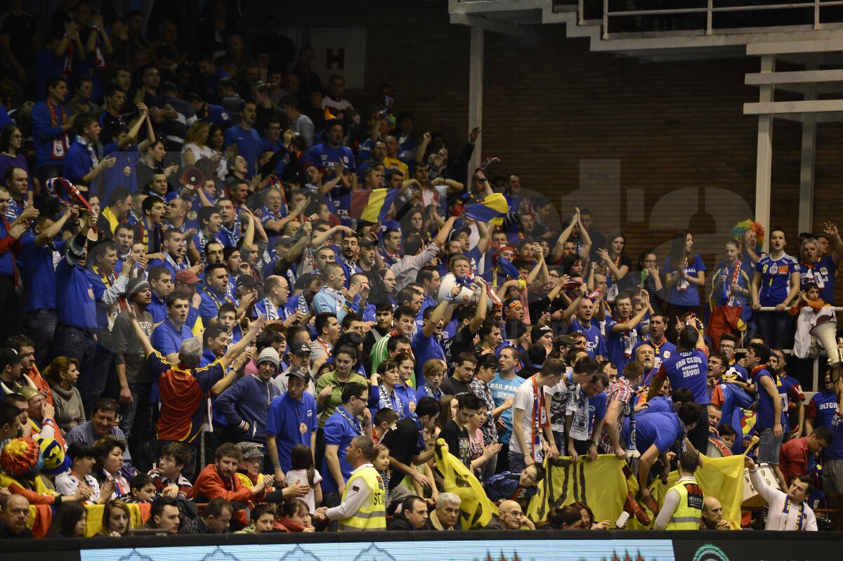 FOTO şi VIDEO Doar locul al doilea în grupă! » Oltchim - Krim 23-20