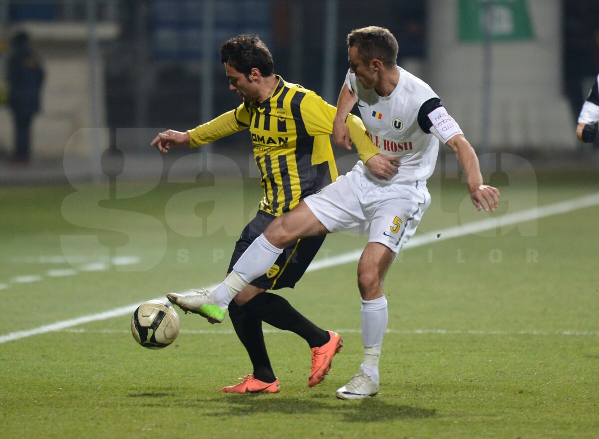 VIDEO şi FOTO FC Braşov - U Cluj 0-0 » "Stegarii" au egalat Rapid în clasament, clujenii au depăşit Ceahlăul