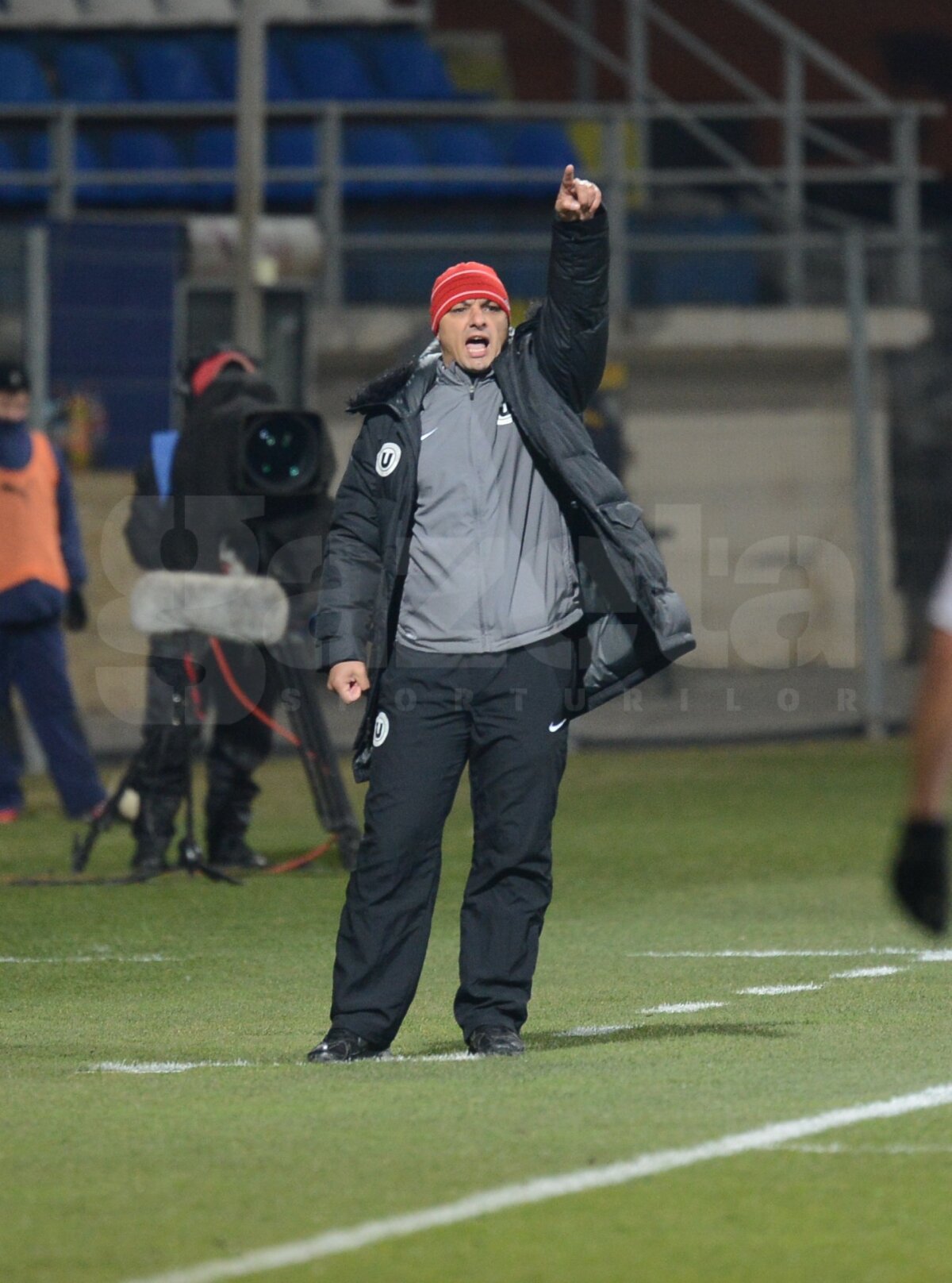 VIDEO şi FOTO FC Braşov - U Cluj 0-0 » "Stegarii" au egalat Rapid în clasament, clujenii au depăşit Ceahlăul