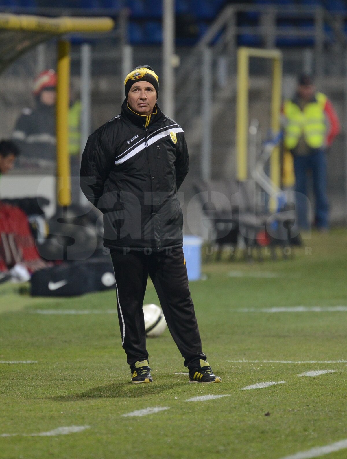 VIDEO şi FOTO FC Braşov - U Cluj 0-0 » "Stegarii" au egalat Rapid în clasament, clujenii au depăşit Ceahlăul