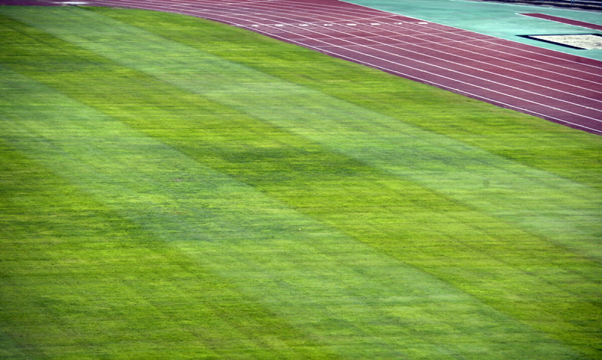 Gazon periculos! » Budapesta aşteaptă "tricolorii" cu un teren îmbibat cu apă