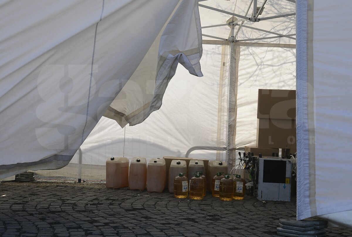 FOTO Pregătirile pentru Ungaria - România » Ecranul gigant a fost amplasat